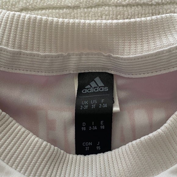 Adidas Kids Marvel White and Pink Tee & Shorts Set - Picture 3 of 3